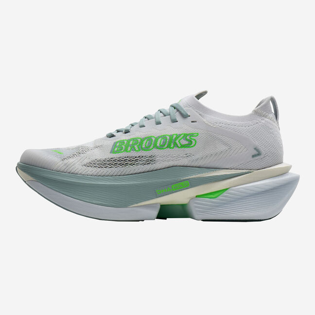 Brooks Hyperion Max 3 RUNKD online running store display picture 1
